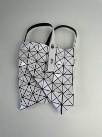 Picture of Issey Miyake Handbags _SKUfw156182140fw